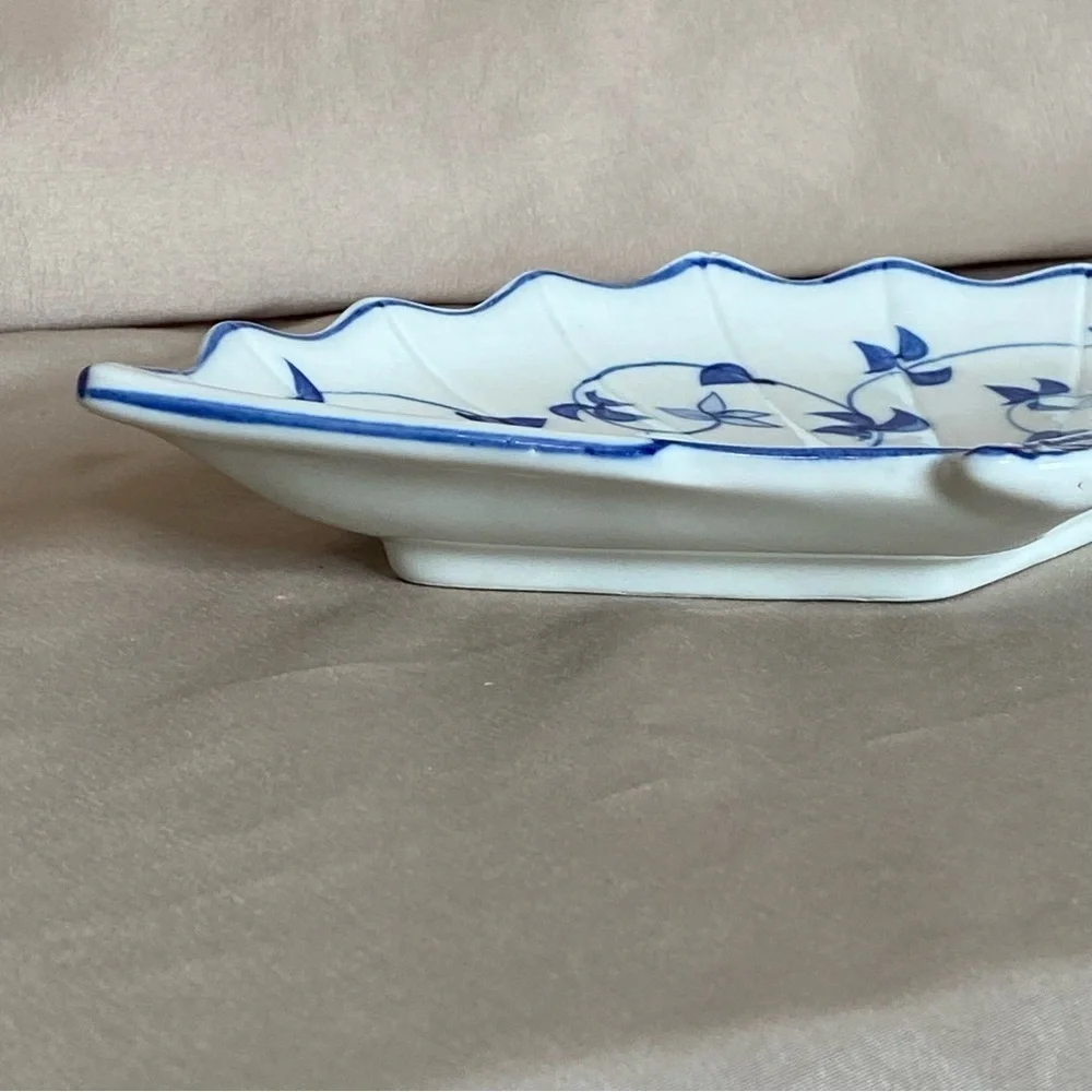 Vintage Porcelain Fan Decorative Plate - Picture 4 of 7